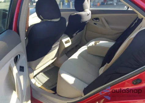 2009 Toyota Camry Le z USA, uszkodzony, nr VIN 4T1BE46K19U308256